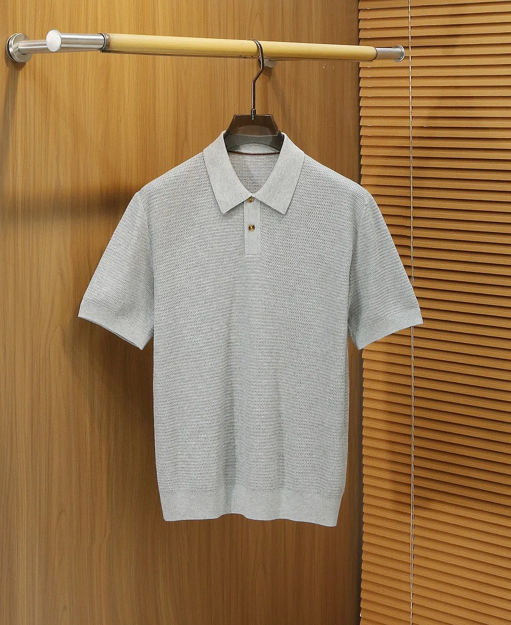 

Итальянская мужская трикотажная футболка с коротким рукавом, классический отложной воротник, приталенный крой, летняя модная футболка, дышащая и удобная.