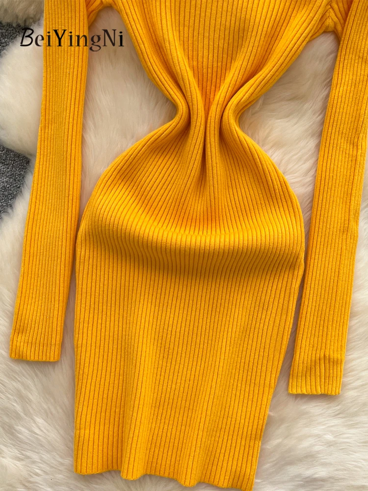 เดรสไหมพรมคอโอ แบรนด์ Beiyingni สำหรับผู้หญิง ทรงเข้ารูป แขนยาว สไตล์ลำลอง รุ่นมินิเดรส  คอลเลคชั่นฤดูใบไม้ร่วง-ฤดูหนาว ปี 2025  ชุดเดรสพื้นฐาน