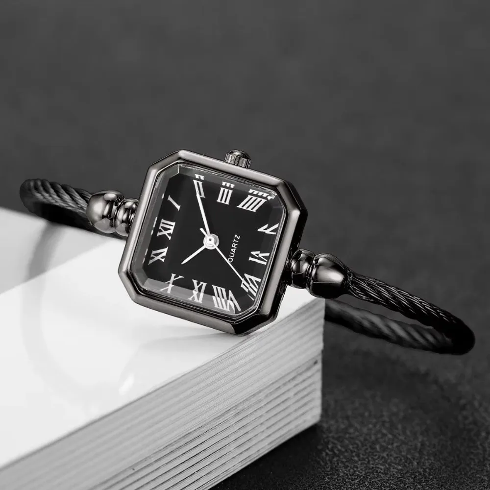 Open-Ended Bracelet Bracelet Watch Analog Display Compact Size Quartz Watch Miniature Design Digital Square Dial Dress Watch