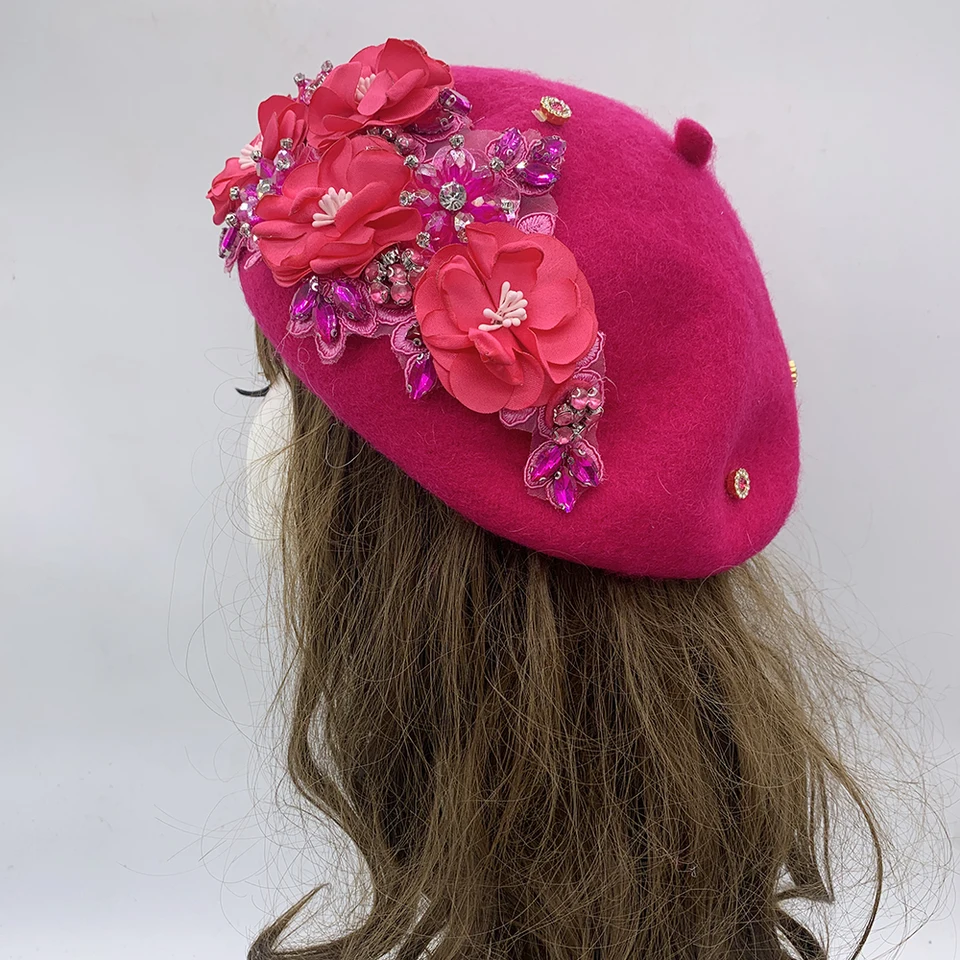 Winter Unique Designer Berets for Women Luxury Rhinestone  display picture 1