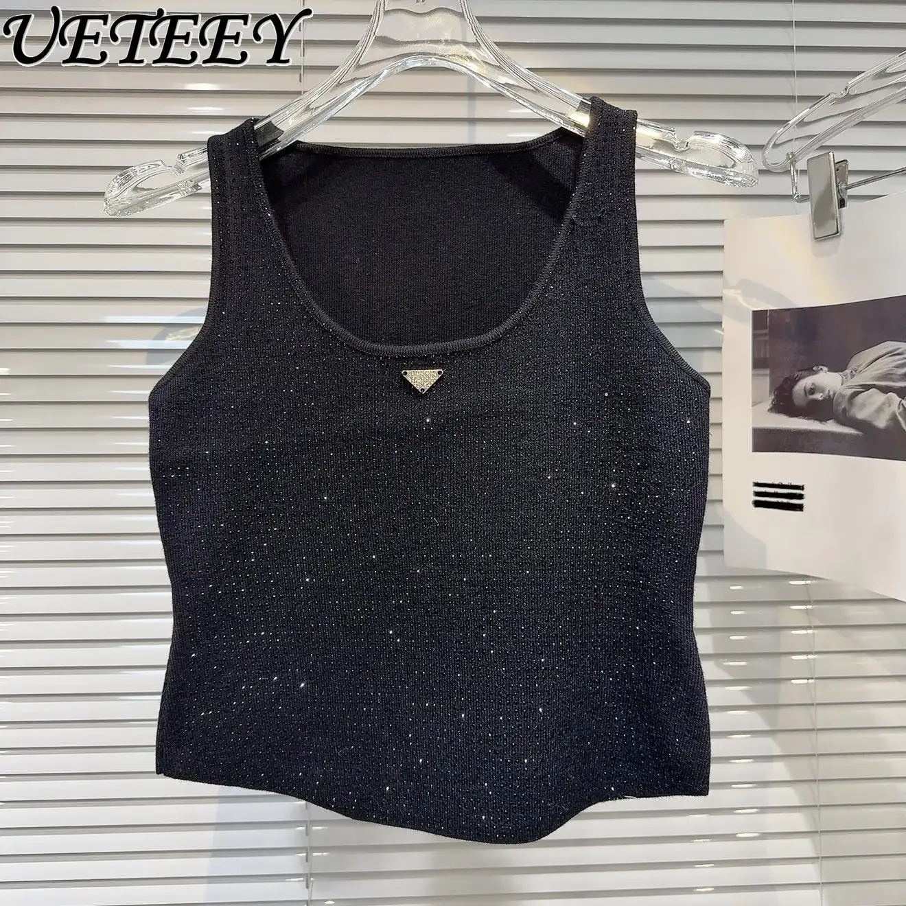

2025 Spring New Dark Black Rhinestone Hot Diamond Black Sleeveless Vest Heavy Industry Bottoming Knitted Vest Women Y2k Crop Top