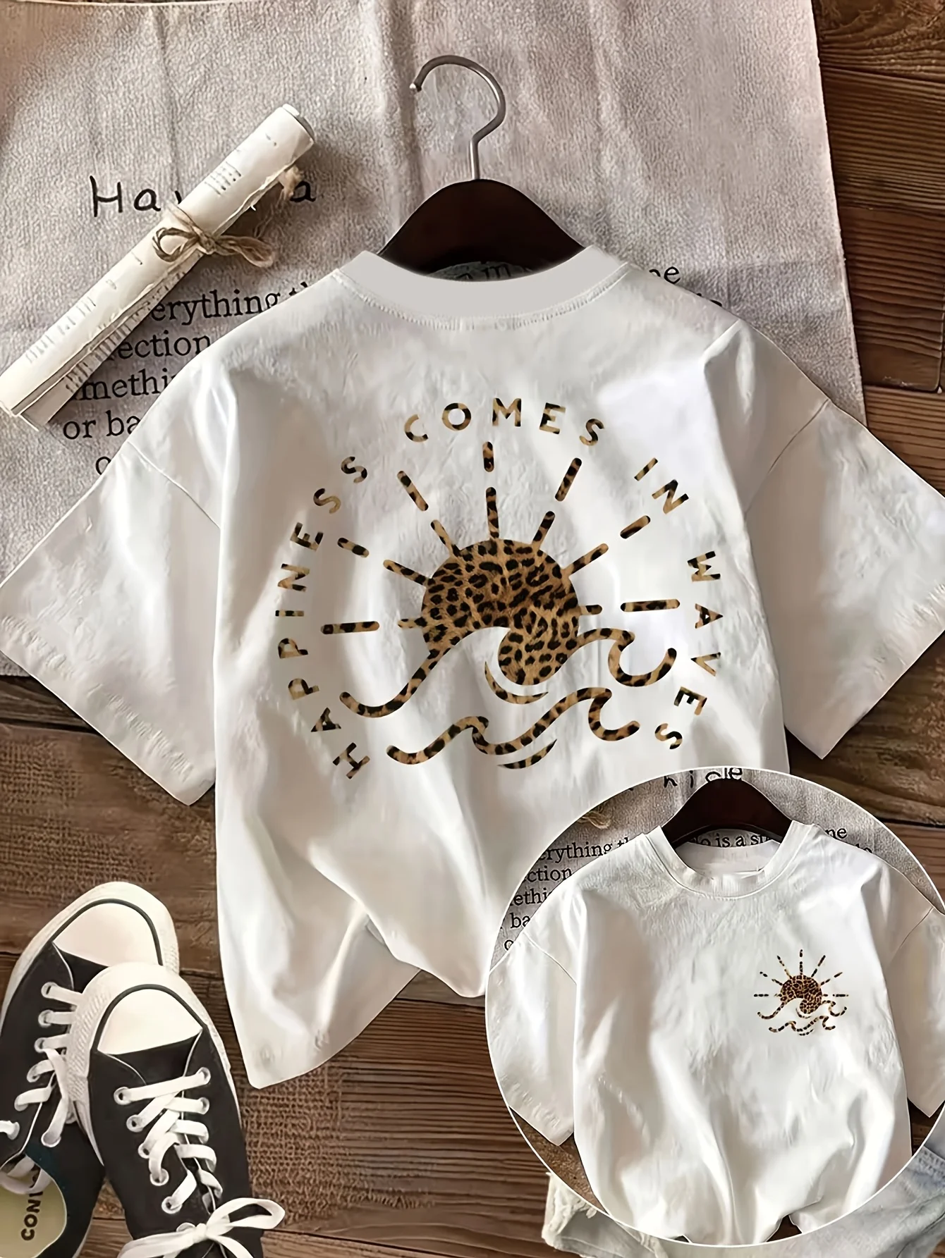 Double-sided Print Summer Casual Women's Top, Vintage-style Sun and Leopard Wave Print, Happy Round Neck Short Sleeve T-shirt