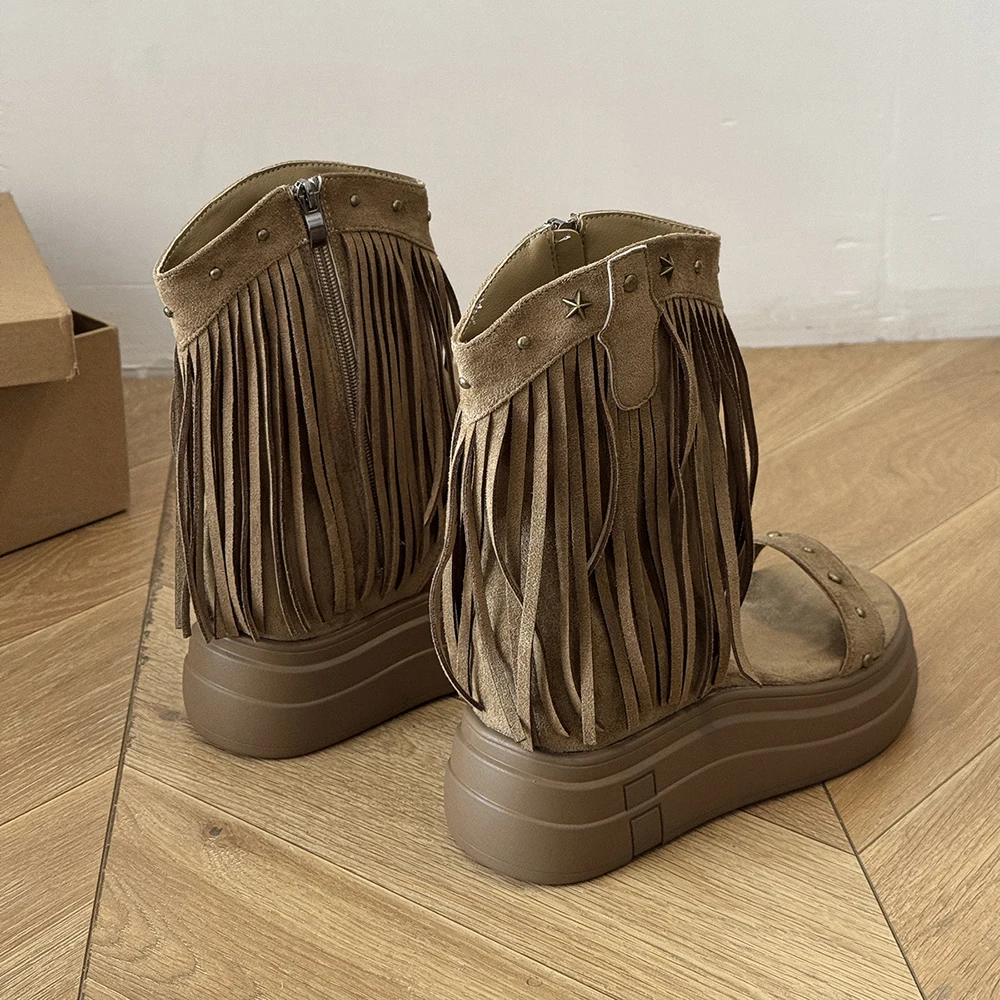 

2023 сандалии на танкетке, женские летние новые ботинки с вырезами, соломенные нескользящие охлаждающие ботинки с застежкой-молнией сзади и кисточками с открытым носком