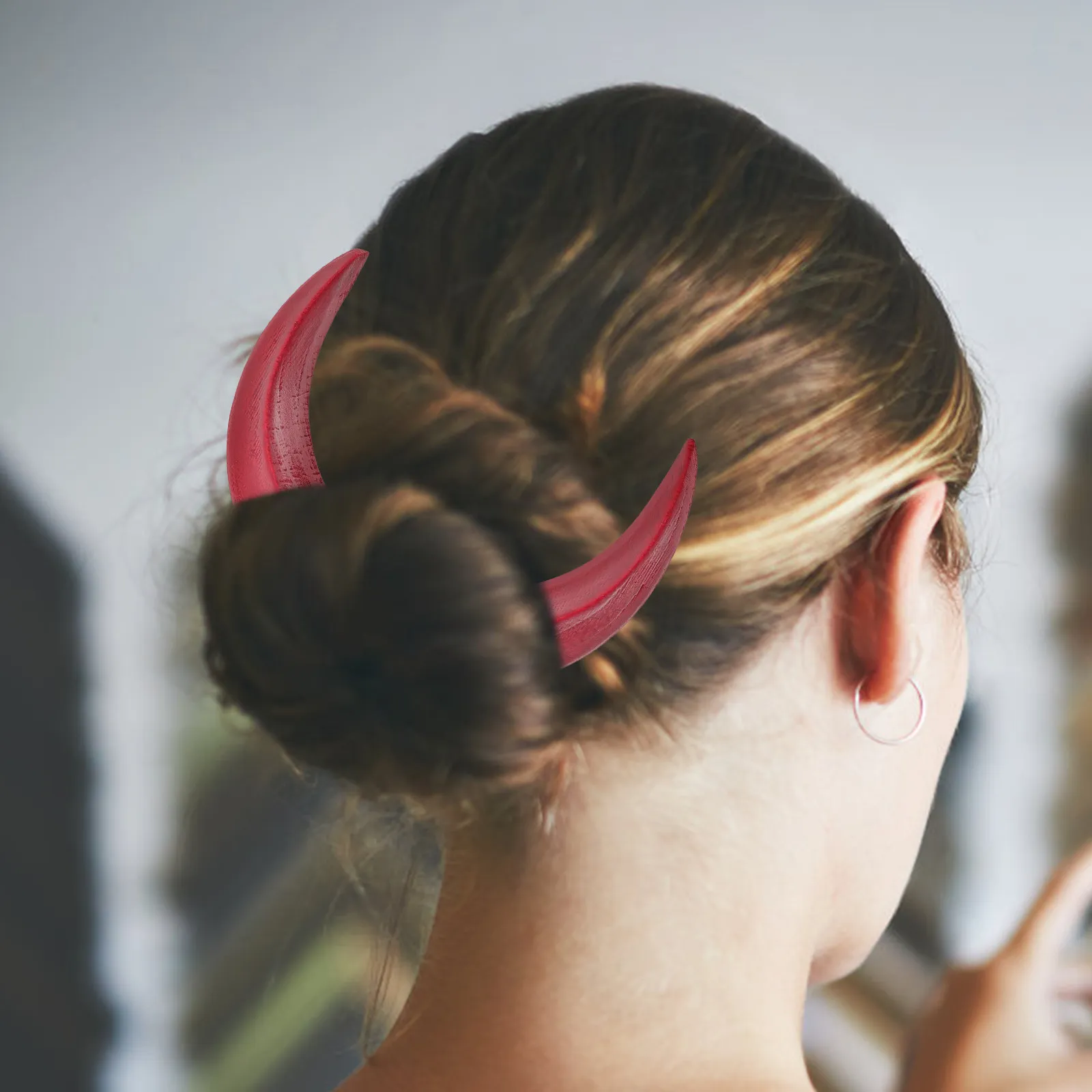 

Moon Shape Hair Stick Wooden Natural Fragrance Elegant Hair Ornament for Women Girls Party Wedding Ceremony Decoration Accessory