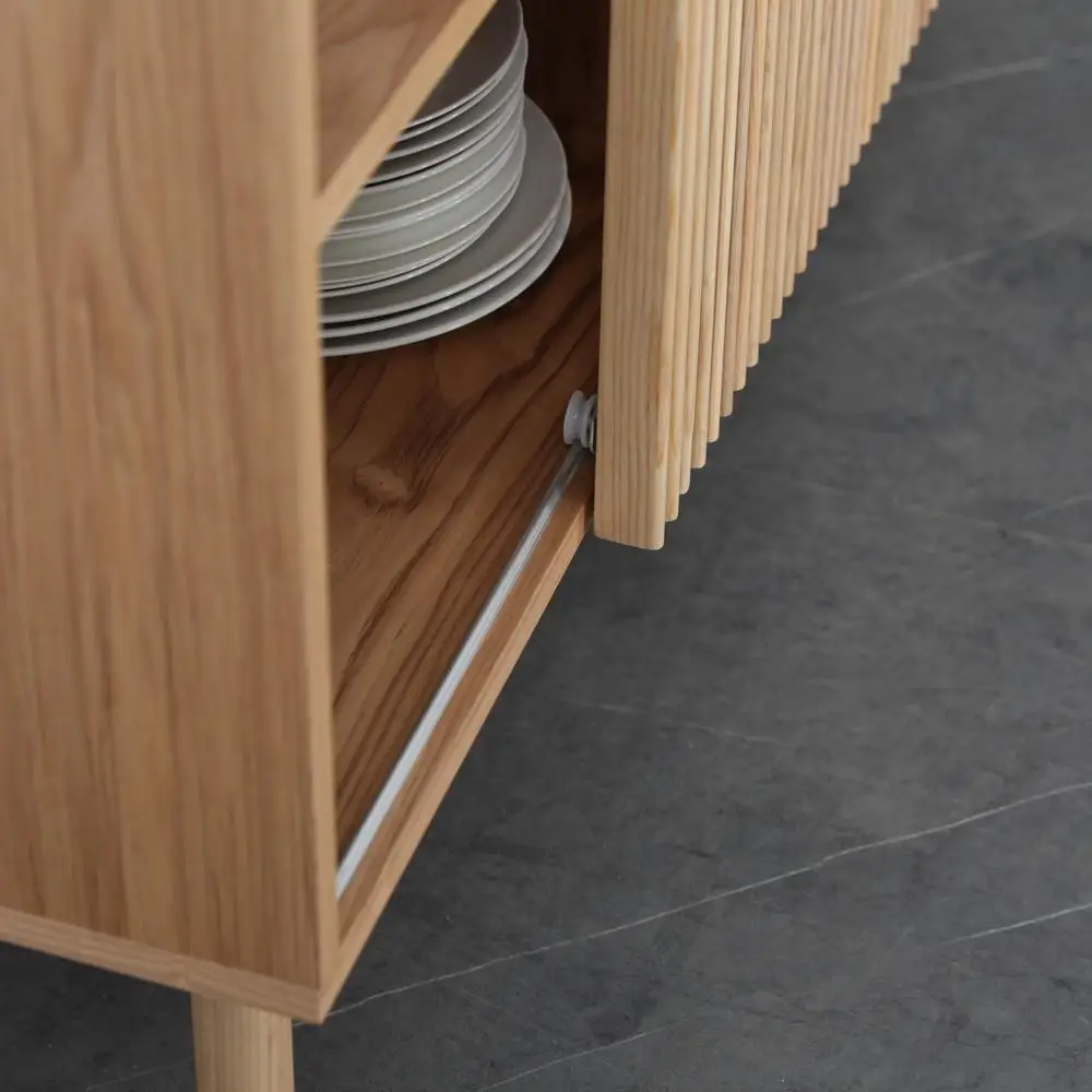 خزانة تخزين جانبية حديثة من خشب الجوز مع حامل تلفزيون بأربعة أبواب، سطح كبير مضاد للتأثيرات #5