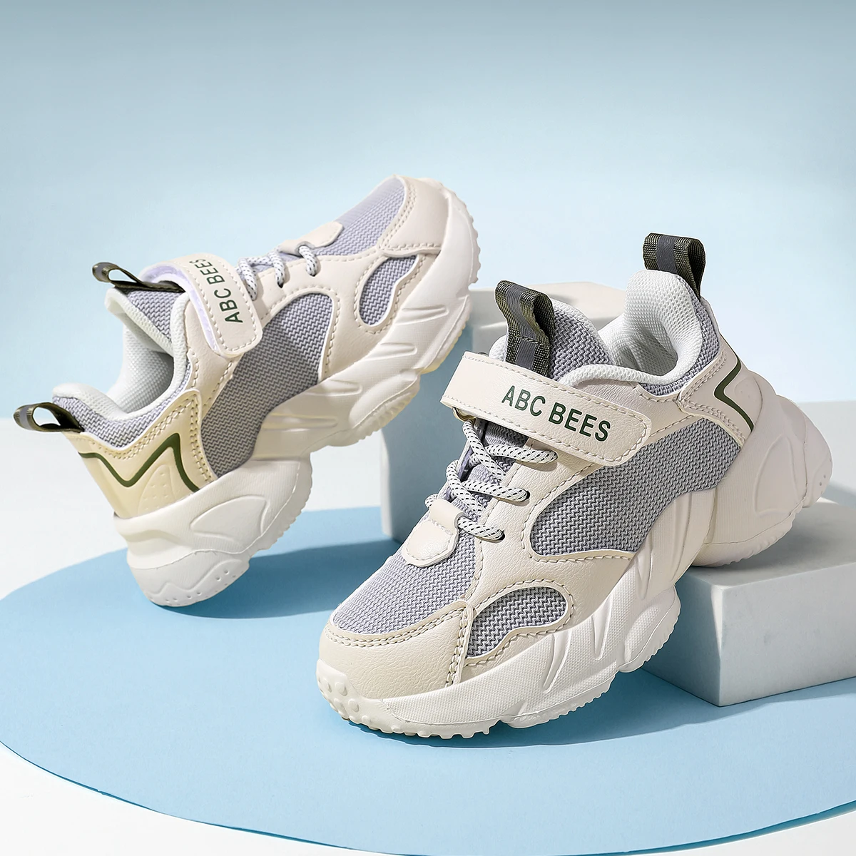 

Детская модная спортивная обувь, дышащая школьная обувь для прогулок, противоскользящие повседневные кроссовки для мальчиков и девочек, дышащие кроссовки для бега