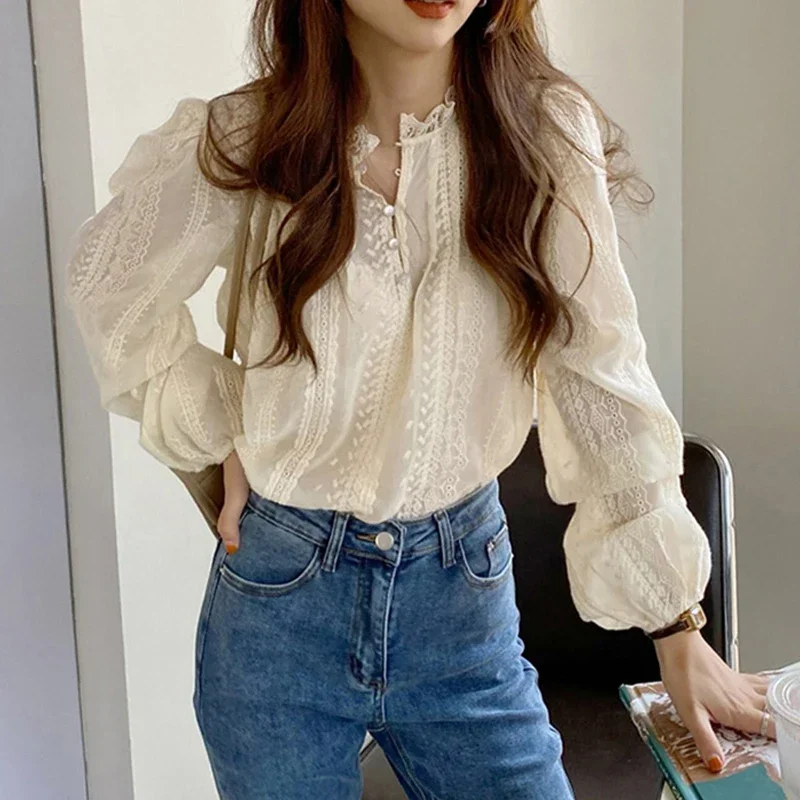 Korean Style Chic Women\'s Lace Shirt 2024 Spring New Fashion O-neck Apricot Blouse Elegant Puff Sleeve Sweet Shirt Blusas 18547