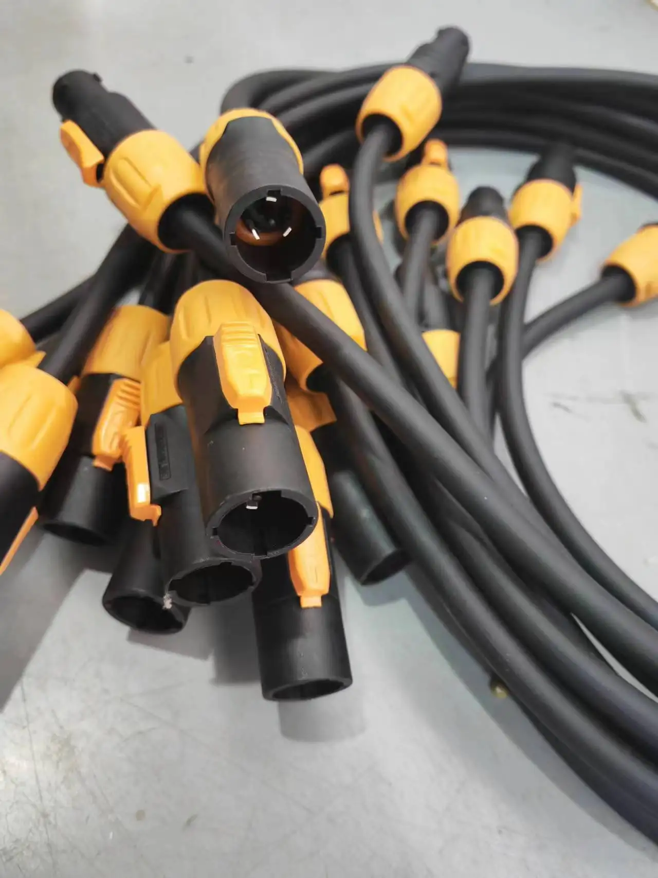 Fine Copper LED Screen cabinet Lockable Power cable, 100cm UL LED display cable