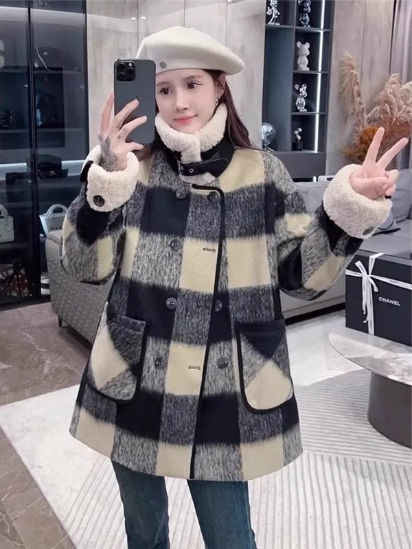 plus Size Autumn Winter Plaid Thickened Lamb Velvet Open Cardigan Korean Style Loose Fit Double Buttoned Outerwear Women's Coat
