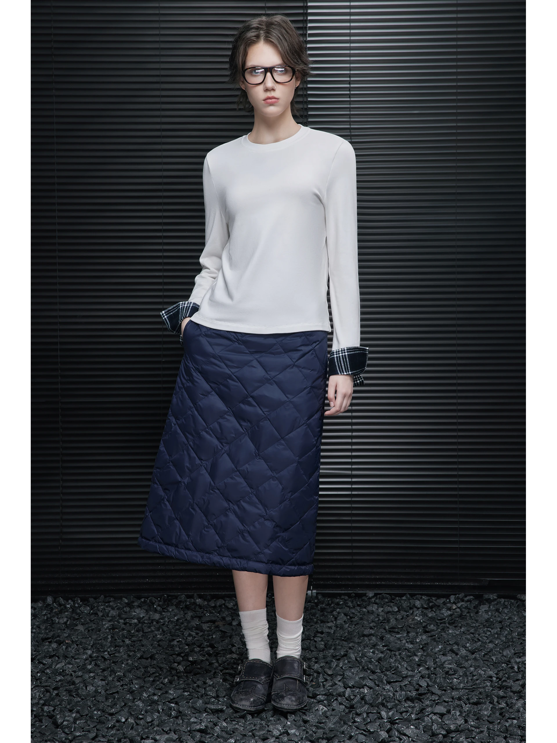 

White Color Blo Slim Fit Long Sve T irt Women's Outerwear Lazy Sle High End Feel Street Sle Cotton Blend T irt