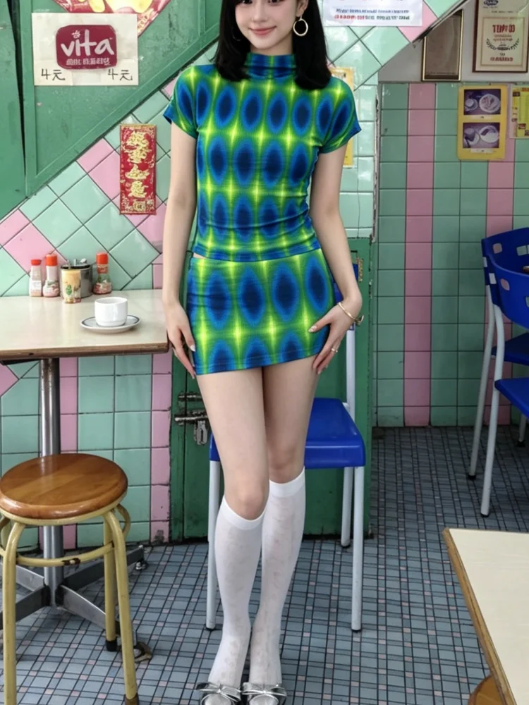 Blue Green Gradient Glow Oval Print Waffle Mock Neck Cap Sleeve Crop T-shirt Cyberpunk Slim Waist Hot Girl Top