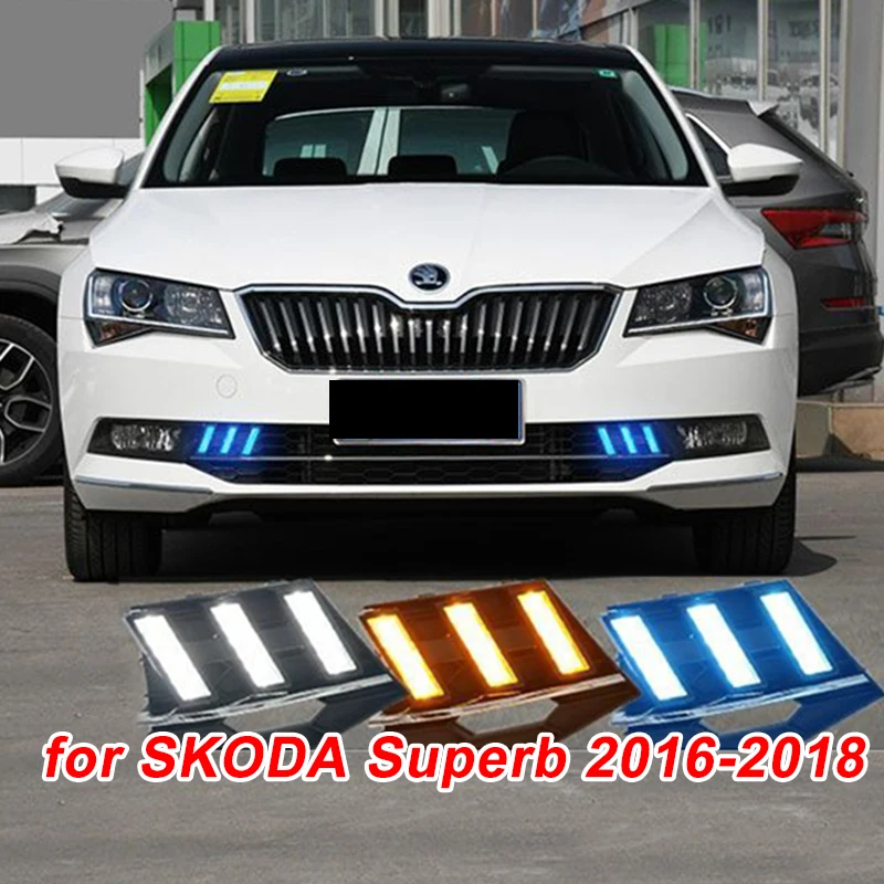 2 قطعة لسكودا سوبيرب 2016-2018 ضوء النهار الجري LED اتجاه التدفق