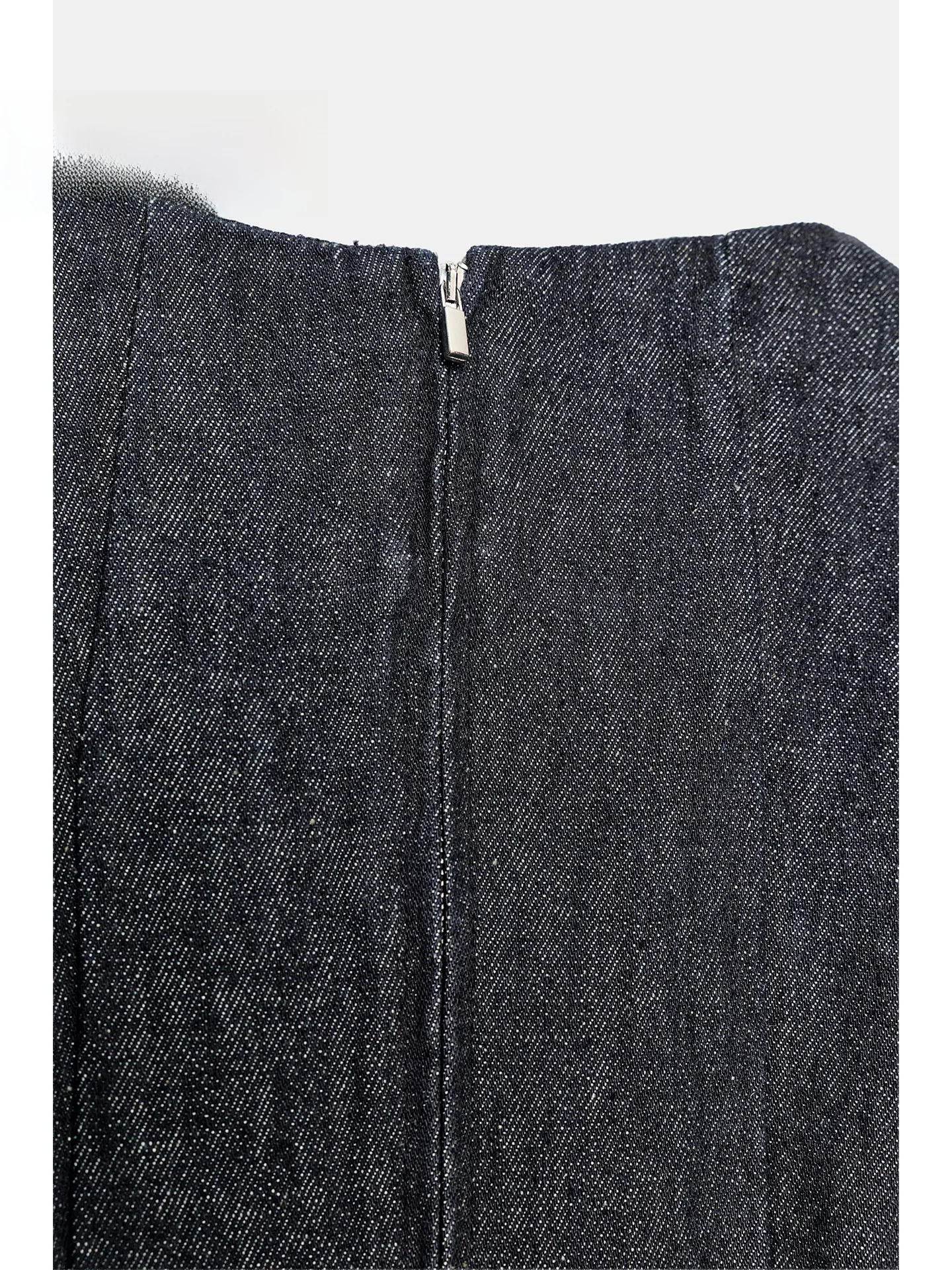 فستان قصير من الدنيم بدون أكمام وياقة مستديرة من ZAPRHA، مزين بطبقات، بأسلوب كاجوال، تنورة على شكل حرف A تناسب الجسم، مقاس صغ...