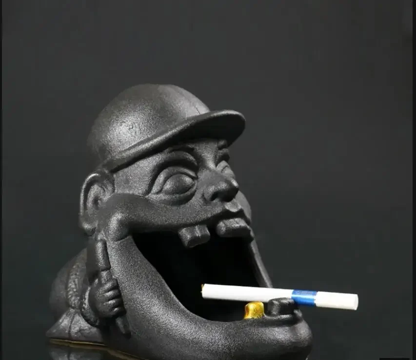 

Бытовой персонаж Аватар Керамическая пепельница Гостиная Офисное украшение Многофункциональная портативная автомобильная пепельница большой емкости