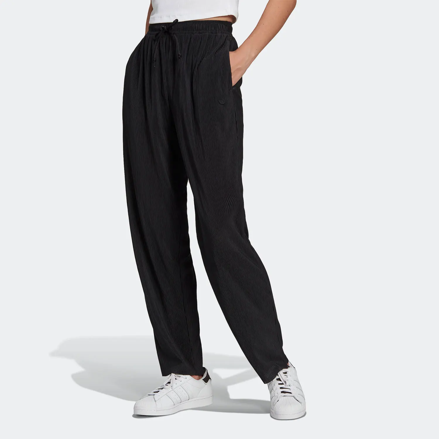 

Adidas genuine New Season Trefoil Women's Pleated Sports Long Pants HF7541