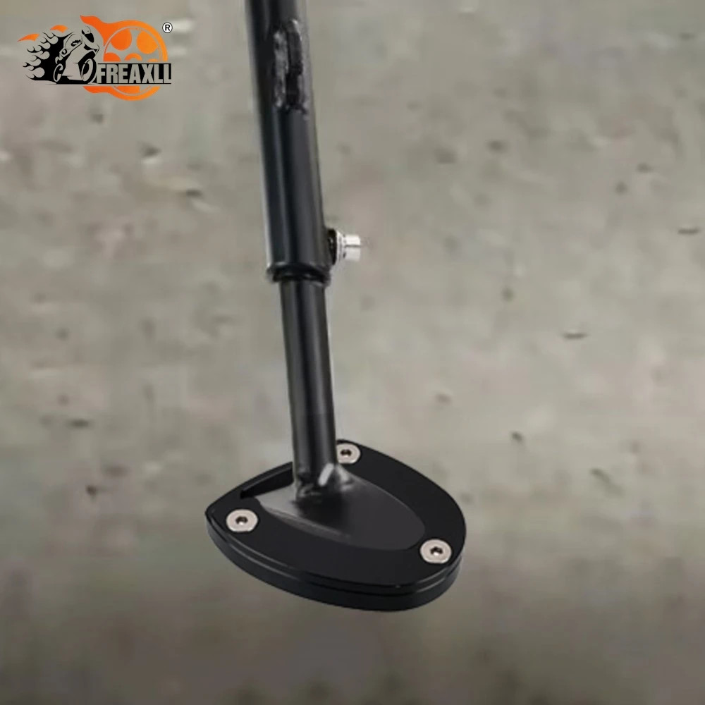 

For Street Triple 675 /765 R/RS/S Daytona 675 R/Moto2 765 Motorcycle Kickstand Side Stand Extension Pad Support Plate Enlarge