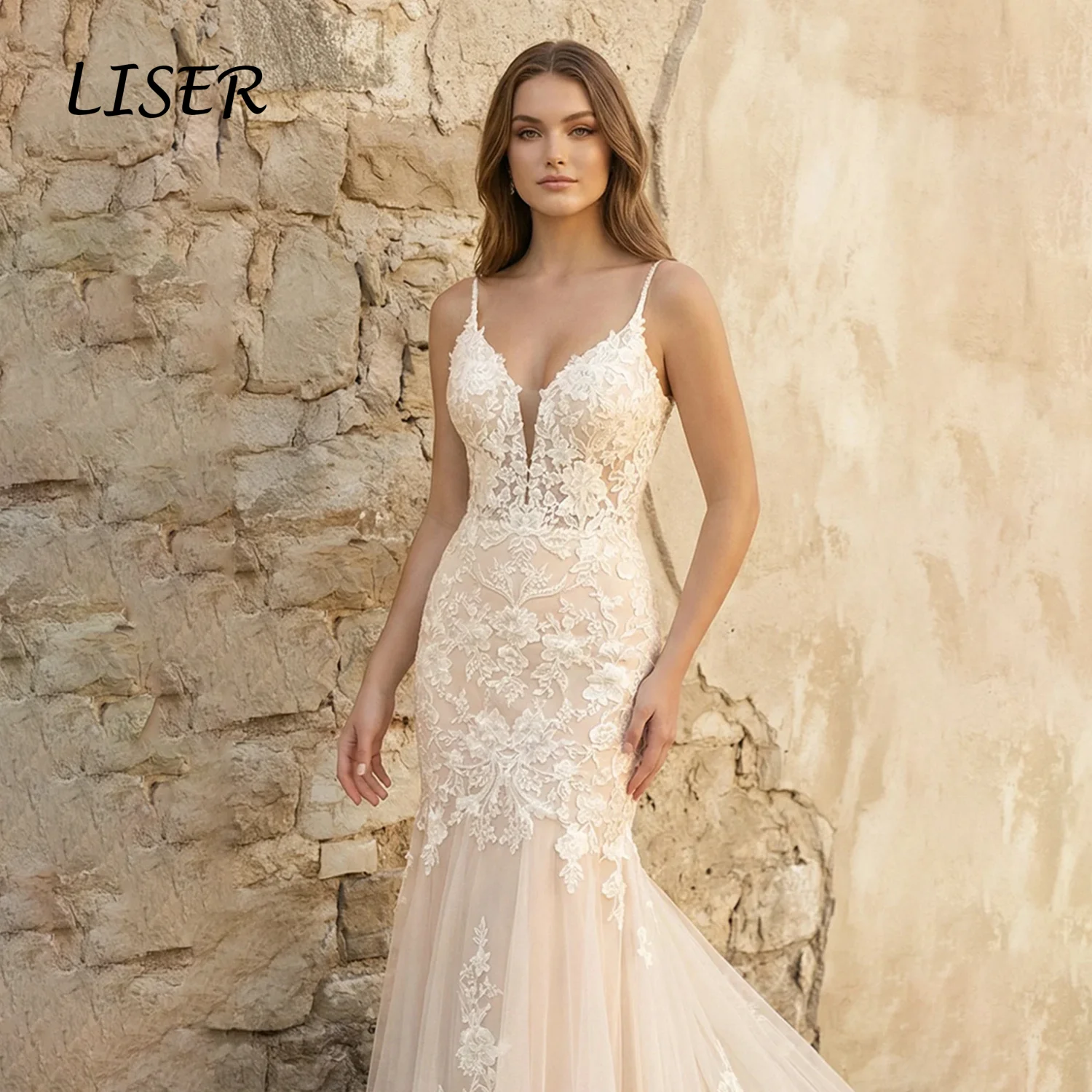 Liser Customized Ivory Deep V Spaghetti Strap 3D Floral Lace Mermaid Wedding Dress Tulle Overlay Beach Elopement Robe De Mariée