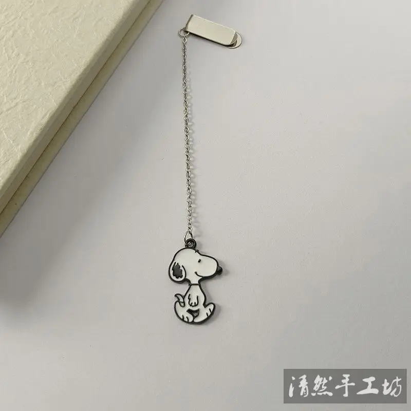 Snoopy Page Clip Bookmark Simple Exquisite Metal Cartoon Pendant Parent Child Creative Stationery Graduation Snoopy Gift