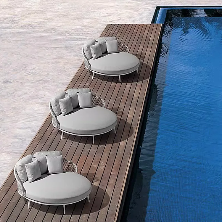 # Elegent Patio Rope Weaving Moon Day Bed Swimming Pool Garden Furniture Rope Outdoor Daybed Used For Hotel Outdoor Furniture