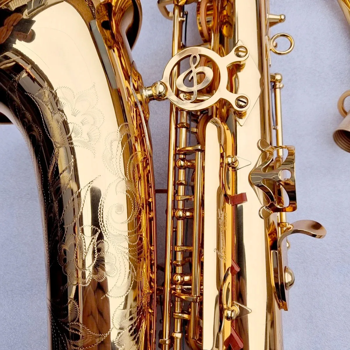 

2026 горячий новый альт-саксофон P.Mauria System-76 Лаково-золотой E-flat 76 Альт-саксофон с футляром