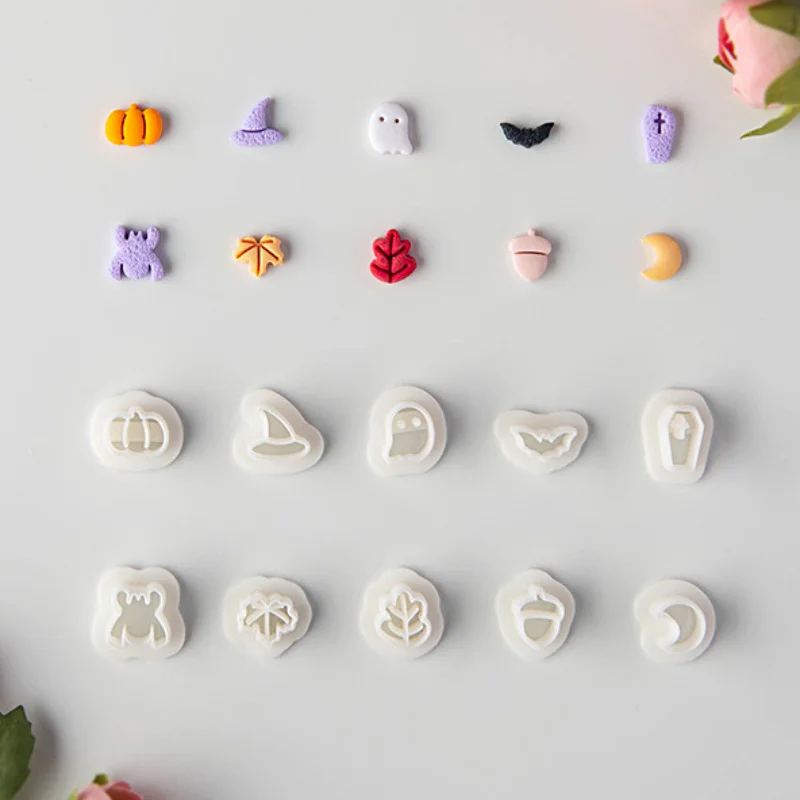 10-teiliges Set Mini-Cartoon-Halloween-Polymer-Ton-Ausstechformen in Geister-, Spinnen-, Fledermaus- und Kürbisform für die Herstellung von Ohrringen und Anhängern