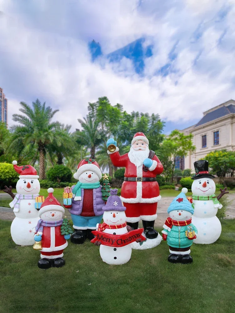 

Cartoon Santa Fiberglass Luminous Ornament Simulation Snowman Sculpture Landscape Shopping Mall Outdoor Christmas Decoration