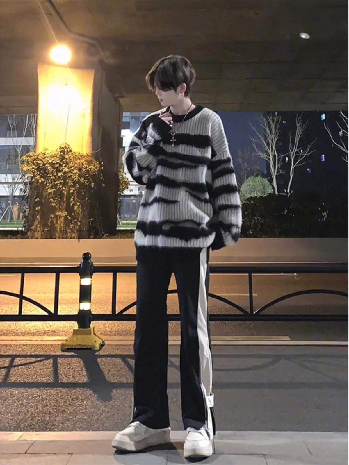 

Мужской вязаный свитер American Style из мягкой мериносовой шерсти в полоску, повседневная зимняя утепленная верхняя одежда с длинными рукавами и круглым вырезом