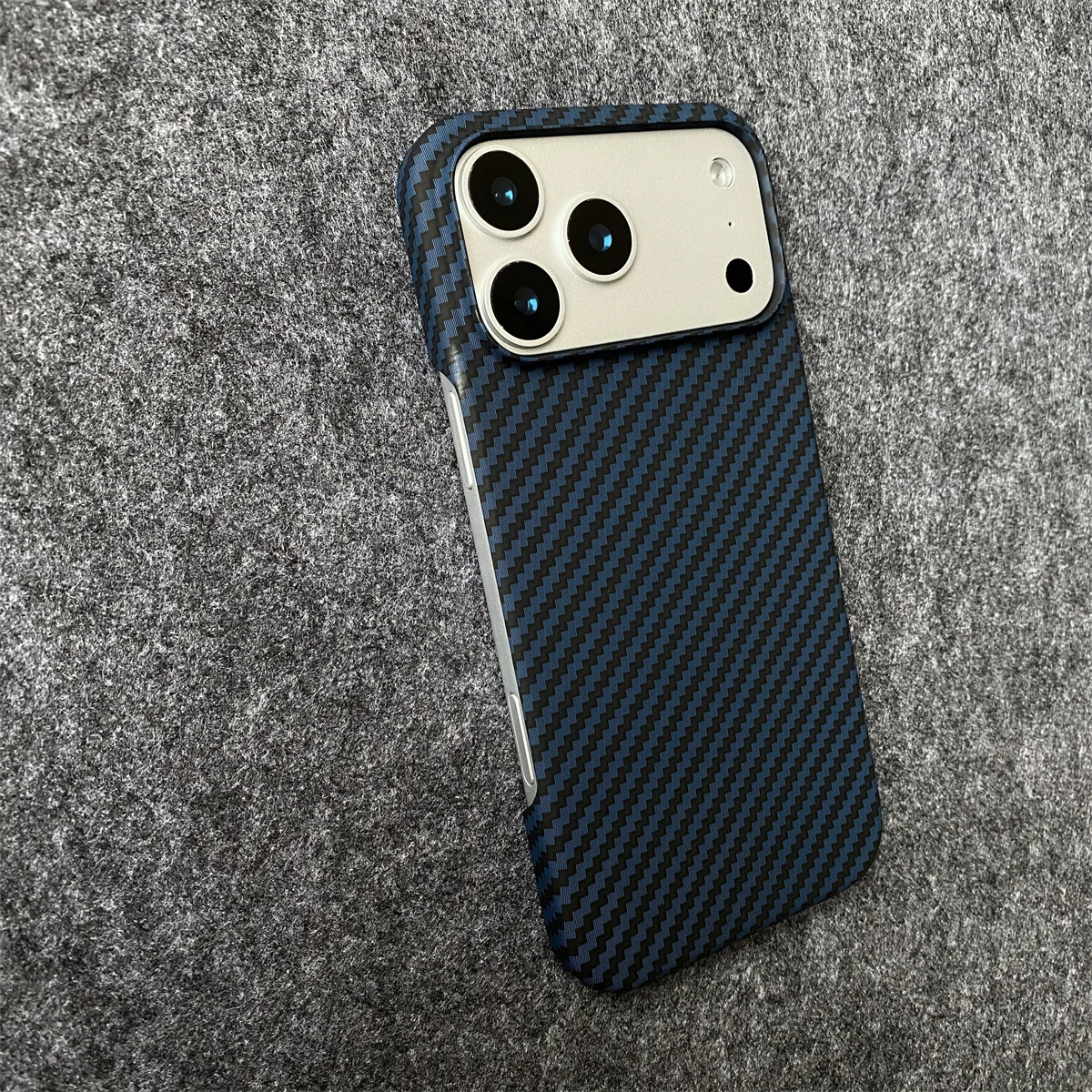 Stoßfeste Rahmenlose Carbonfaser-Hartschalenhülle für iPhone Air 17 16 15 14 Plus 18 13 12 11 Pro Max Leder-Schutzhülle – Detail 7
