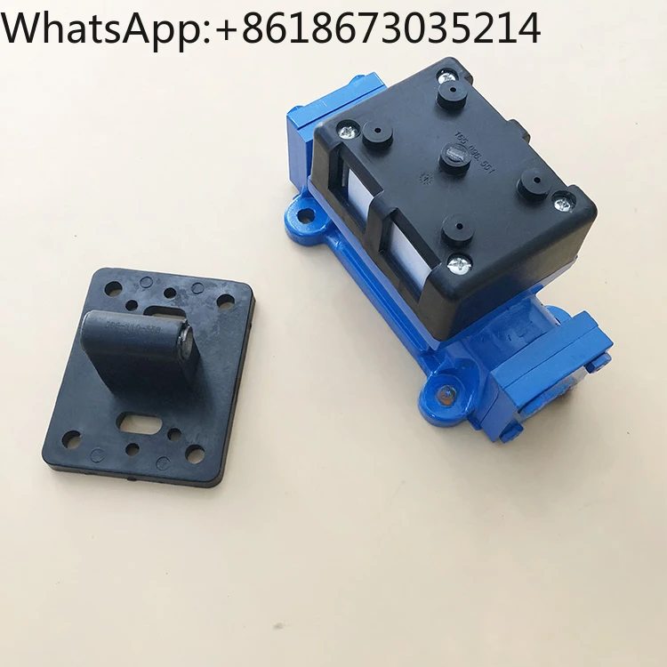 Pneumatic diaphragm pump accessory S20S30 diaphragm pump air exchange valve distribution valve assembly 031-173-000