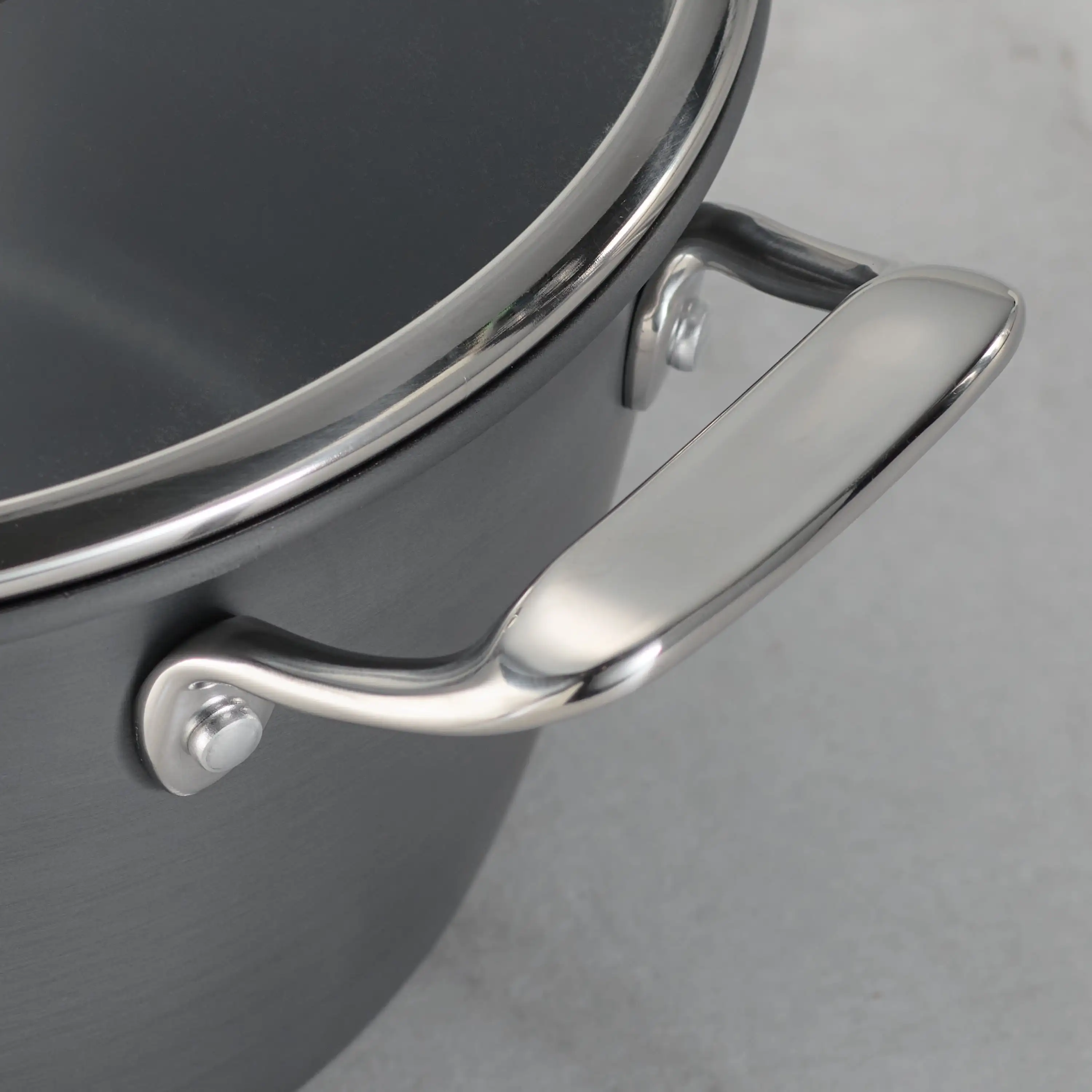 Gourmet 8 Qt. Maniglie laterali in acciaio inossidabile lucidato a specchio con vaso antiaderente in alluminio anodizzato duro