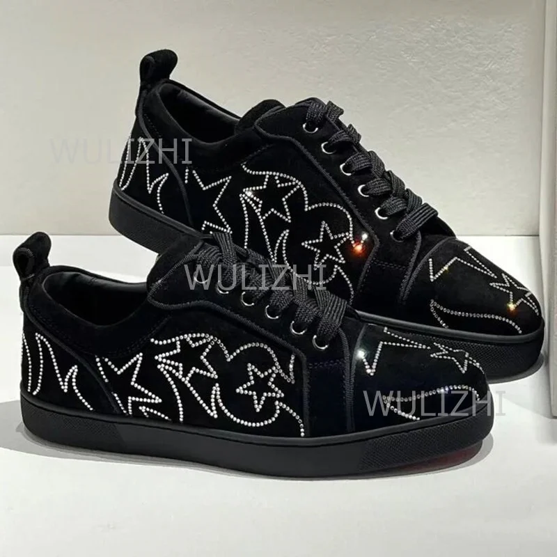 Zapatillas deportivas plateadas con diamantes de imitación y tótem para hombre, calzado plano de punta redonda para primavera, zapatillas de ante negras brillantes con diamantes para parejas, estilo casual.
