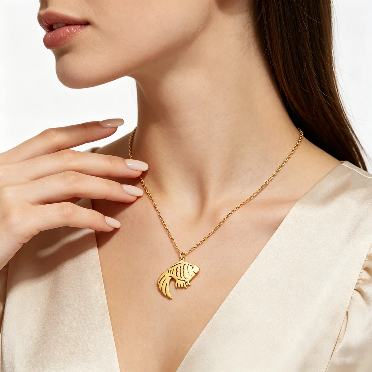 QIAMNI Stainless Steel Cartoon Goldfish Chain Choker Cute Marine Fish Ocean Animal Pendant Necklaces Beach Jewelry Birthday Gift