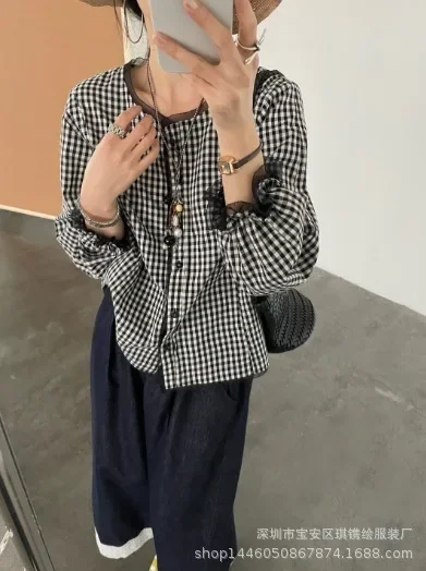 

Early spring Korean lace trimmed foreign style color matching plaid loose shirt casual top