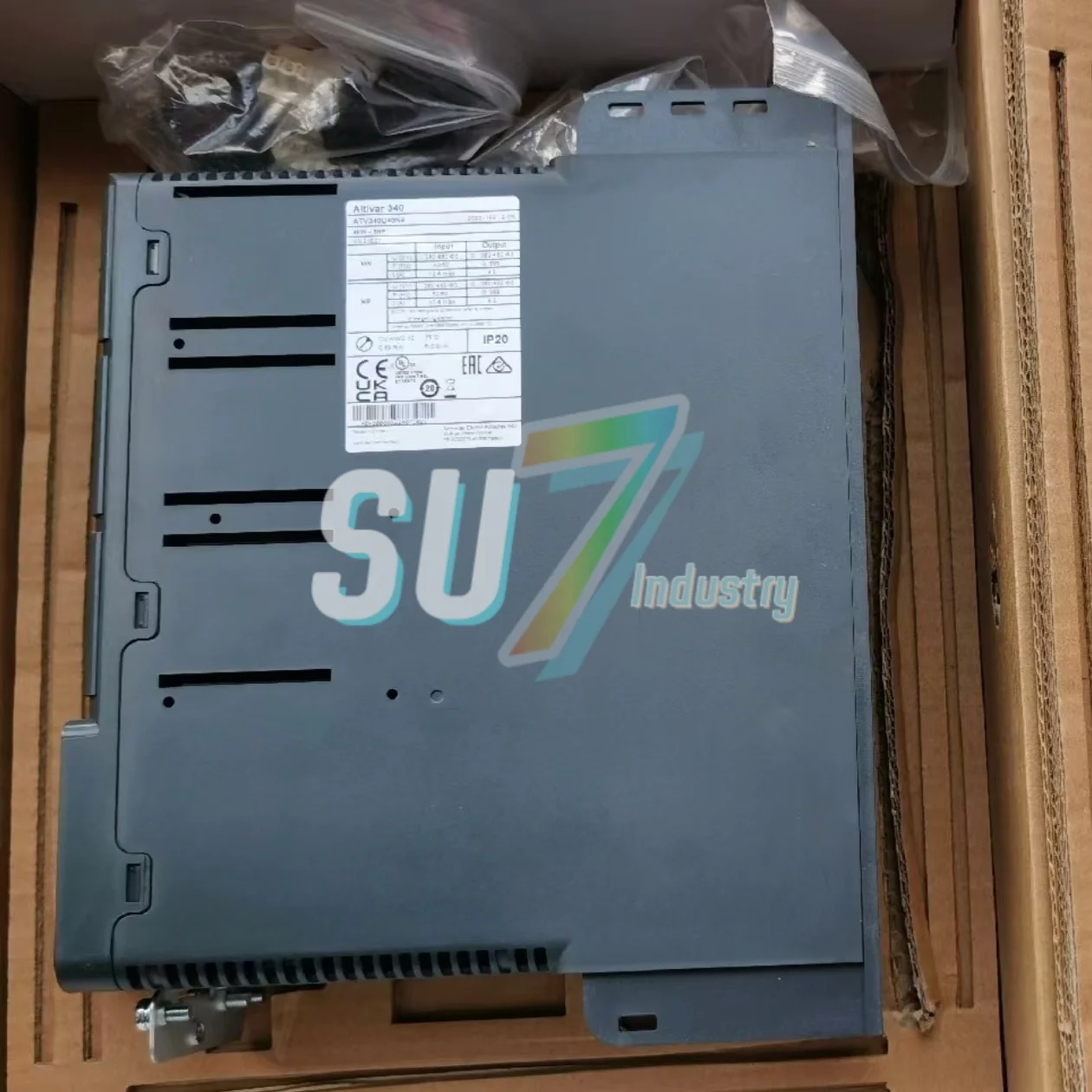 ATV340U30N4 ATV340U40N4 محول التردد جديد الأصلي