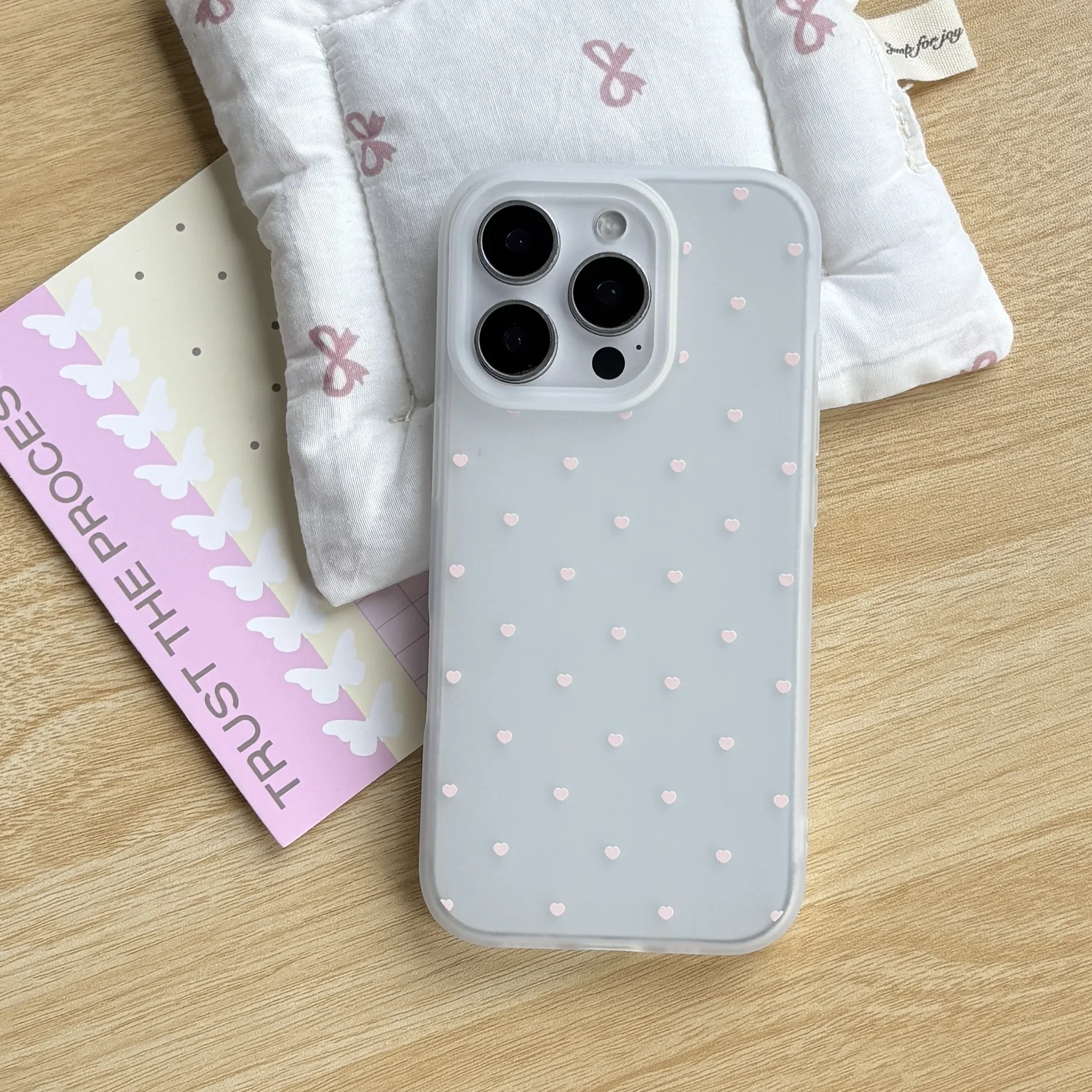 Full-Screen Pink Heart Shape Pattern Phone Case For iPhone 17 16 15 14 13 12 11 Pro MAX MINI XR XS 78 Plus 17air 16e Soft Cover - view 3