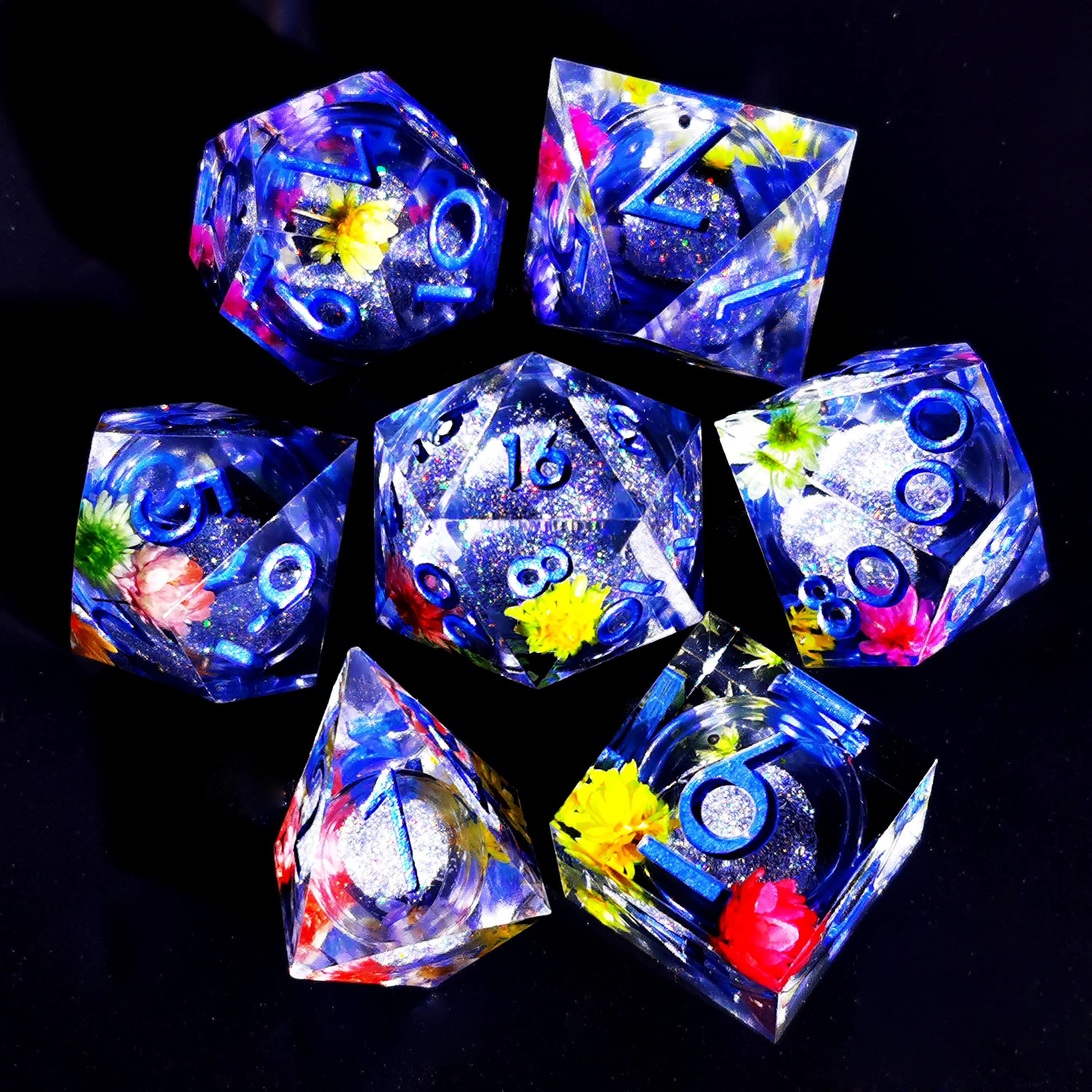 

DnD Dice Set, 7-Piece Sharp Edge Resin Dice, Handmade Purple Polyhedral Dice for Dungeons and Dragons, RPG Games, D&D Tabletop G