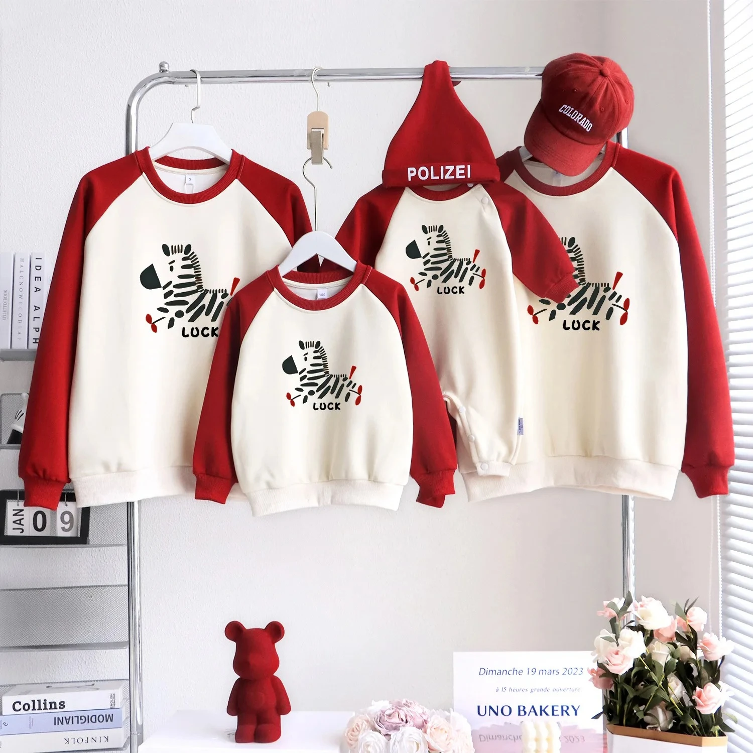 ‌2026 New Year Family Matching Set Parents Kids Outfit Winter Long Sleeve Sweatshirt Fleece Lined Unisex Family Matching Tops