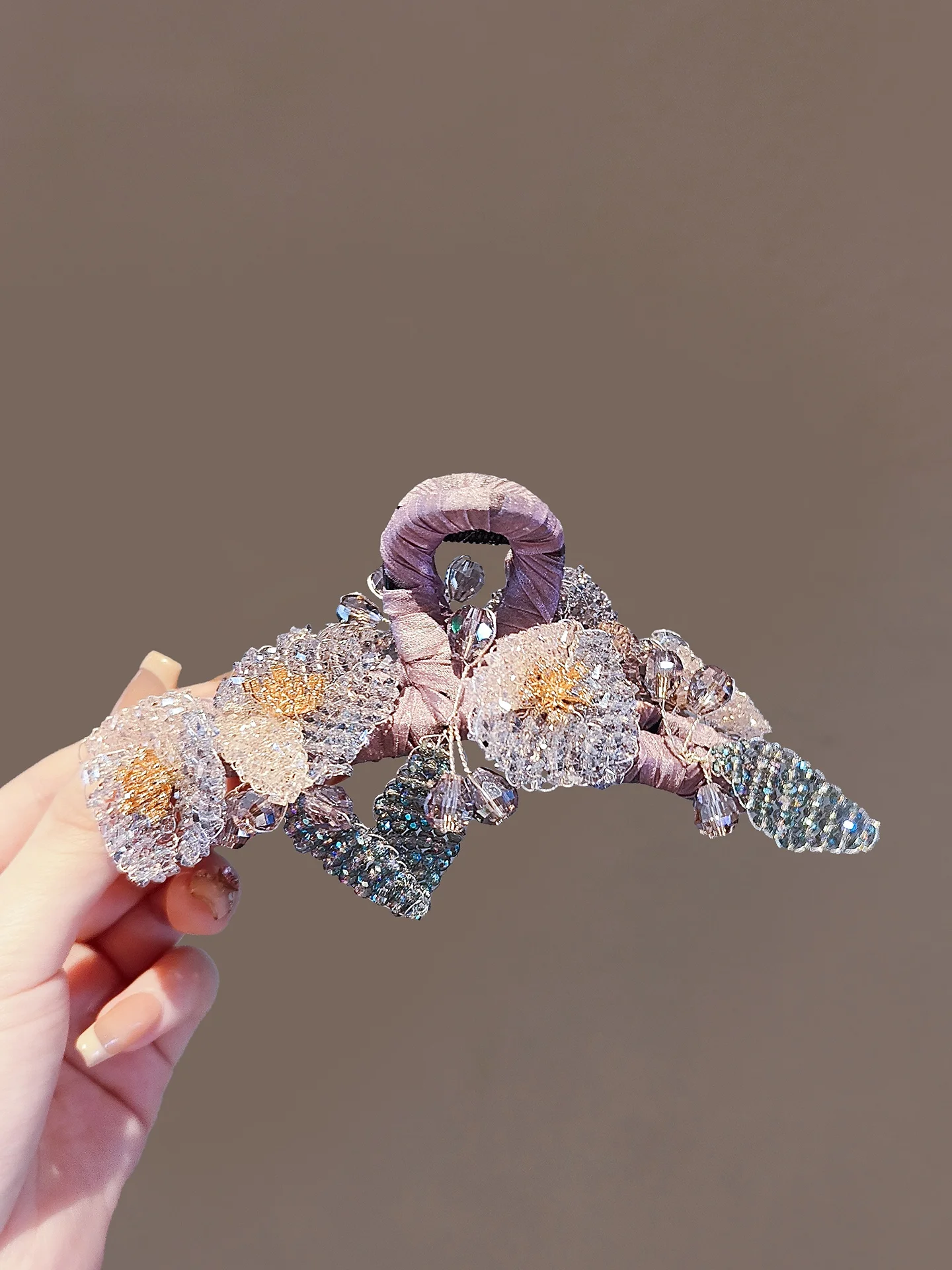 large-size-crystal-flower-hair-claw-fashionable-elegant-sweet-diamond-shark-hair-clip-high-end-hair-accessories