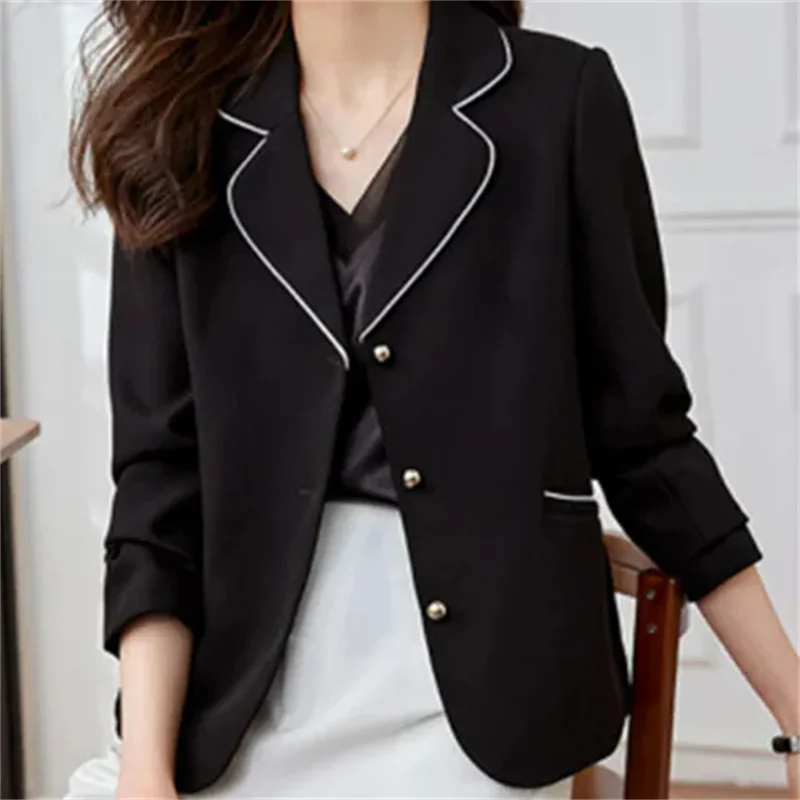 2026 Nuova Primavera Estate Autunno Giacche da donna Blazer Cappotto da donna Grande Casual Capispalla corto Giacca femminile Top Versatile