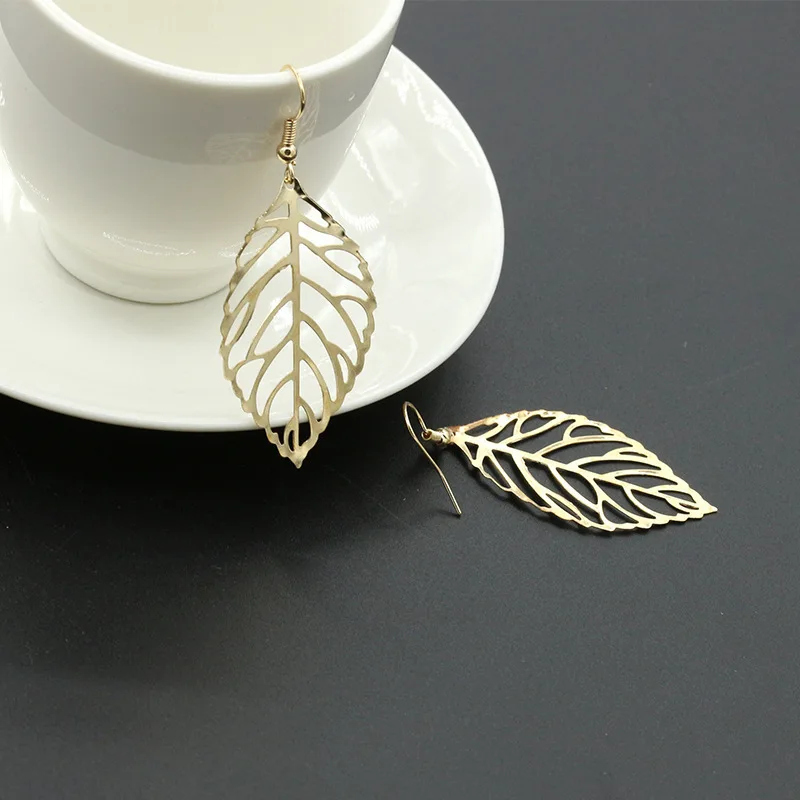 Alloy Hollow Leaf Big Drop Earrings for Women Ultrathin Can Bend Gold Silver Color Brincos Jewelry Trend Simple Accessories Gift