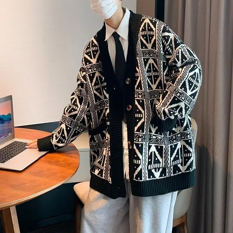 2025 جديد V-Ne محبوك سترة الرجال عادية فضفاض Sle الخريف الشتاء طالب الرجعية الأمريكية الترفيه irt Haome الصبي متماسكة...