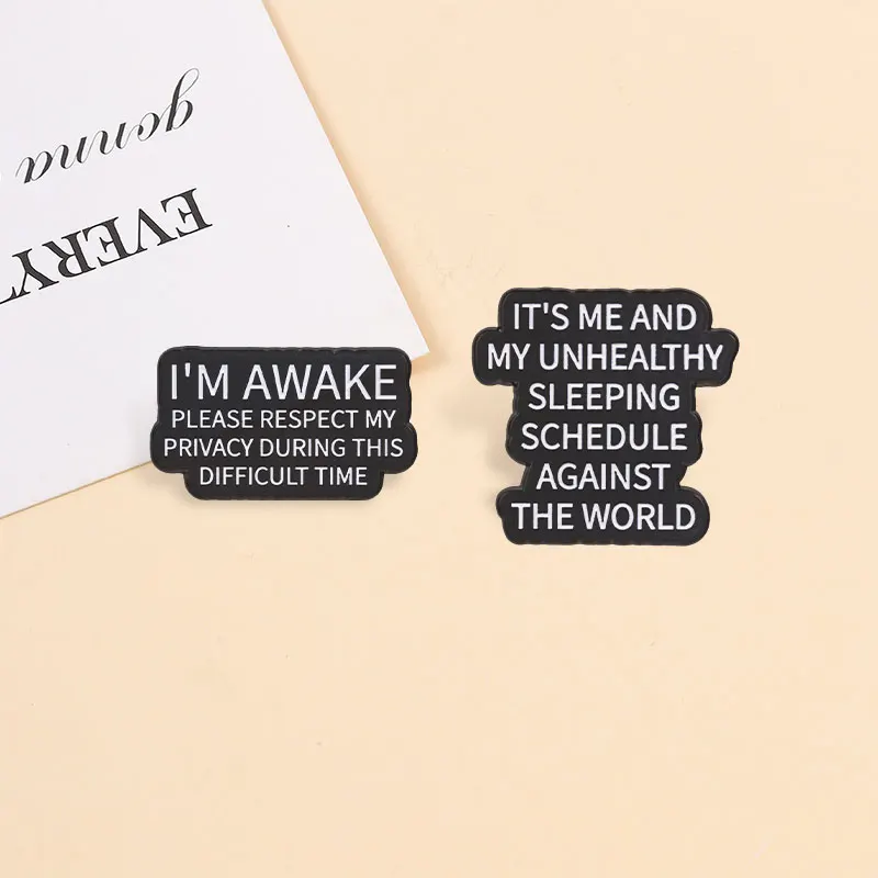 Awake Privacy Abzeichen, ungesunder Schlafplan, gegen die Welt, Emaille-Pins, lustige, sarkastische Brosche, Accessoire, Geschenk – Detail 2