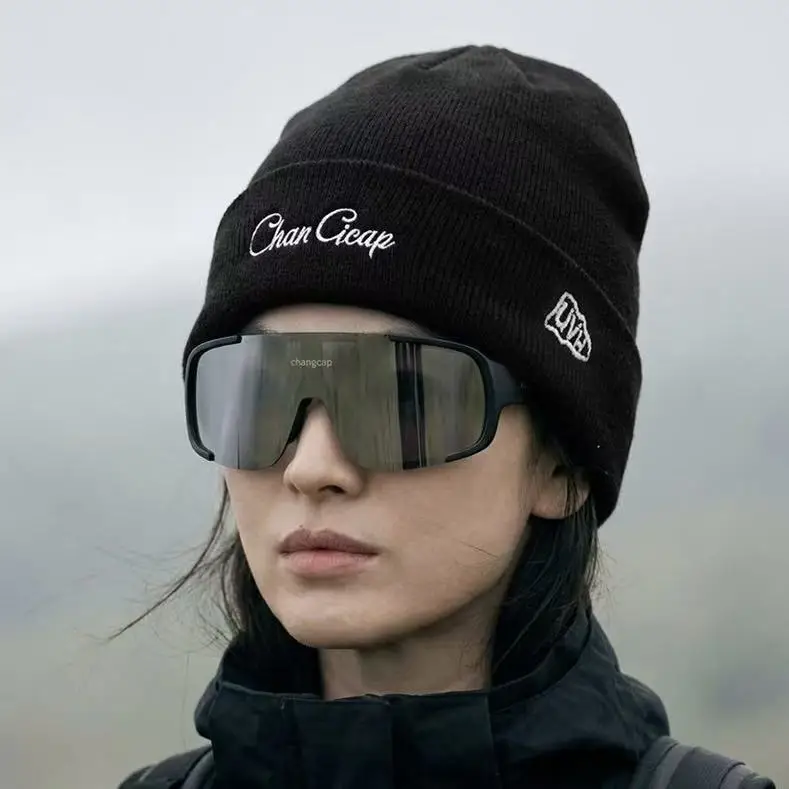 New Model Simple Letter Jacquard Flanged Knitted Caps Men's And Women's Anti Cold Windproof And Warm Fitting Beanie Hats