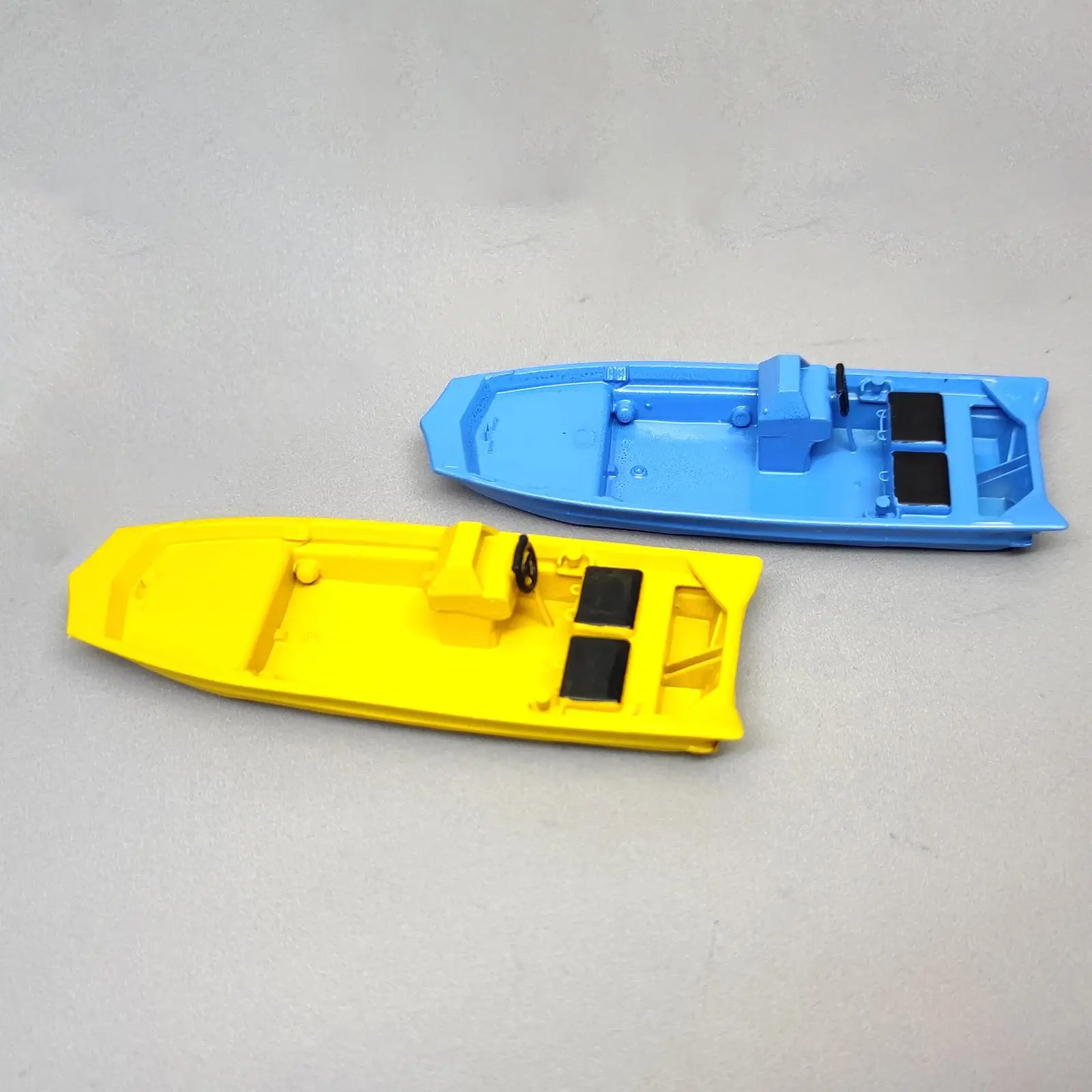 

1/64 Camping Boat Model Mini Fishing Ship Model Realistic for Miniature Projects