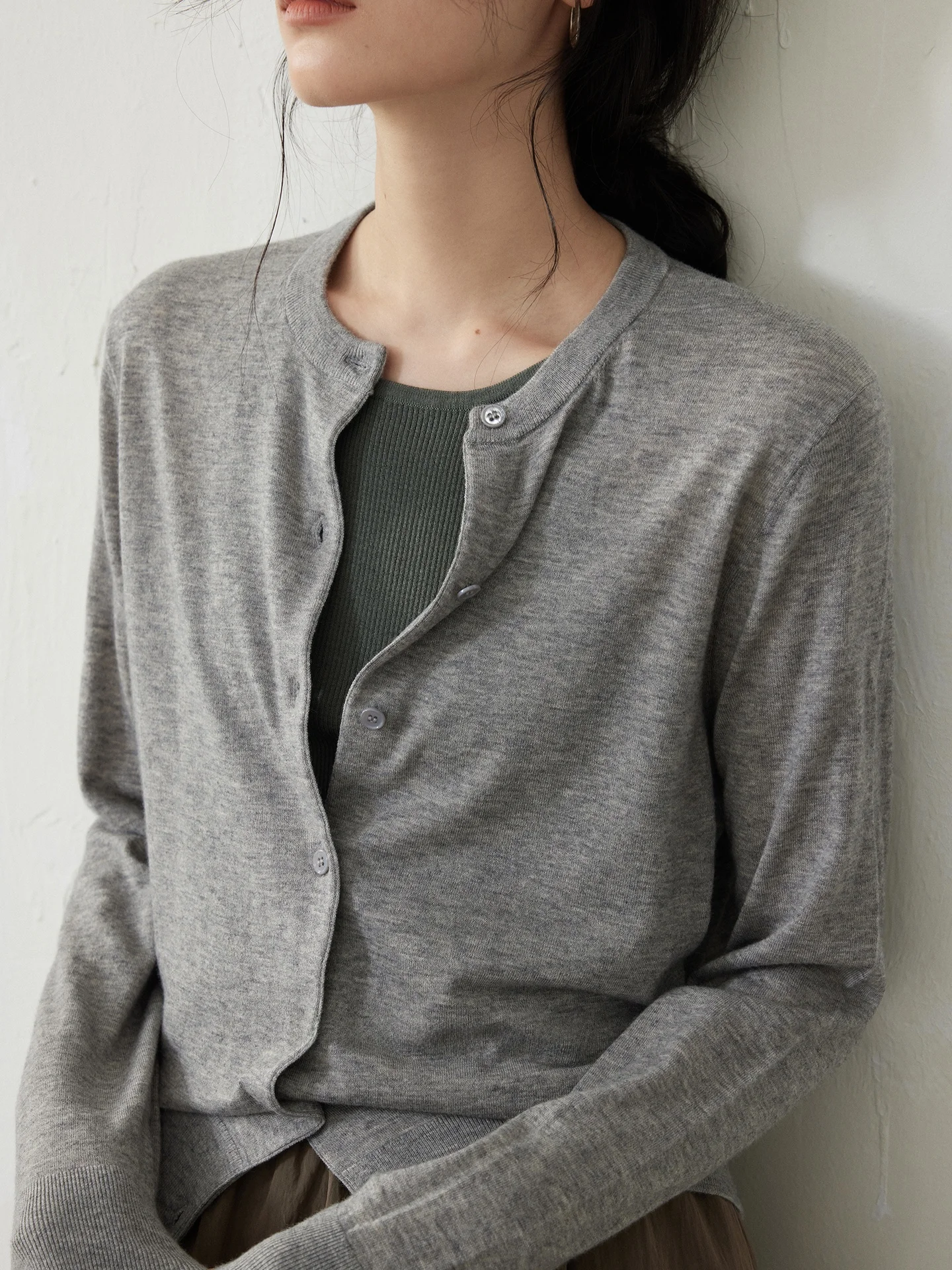 

Мягкий вязаный кардиган-накидка Nomumad: повседневная женская модная осенняя новинка, однотонный, с длинными рукавами