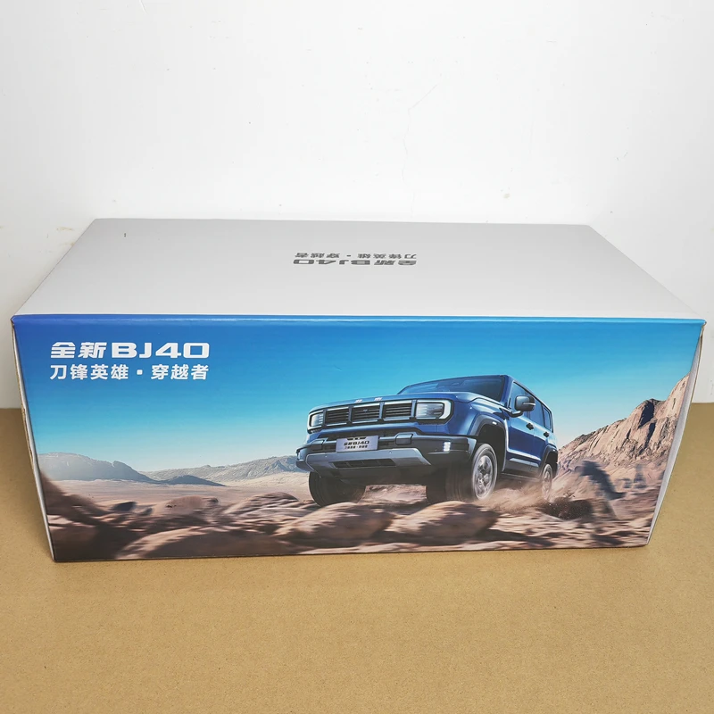 BeiJing BJ40 2024 SUV moulé sous pression, échelle 1:18, véhicule tout-terrain en alliage, modèle de voiture de Simulation, jouet de Collection