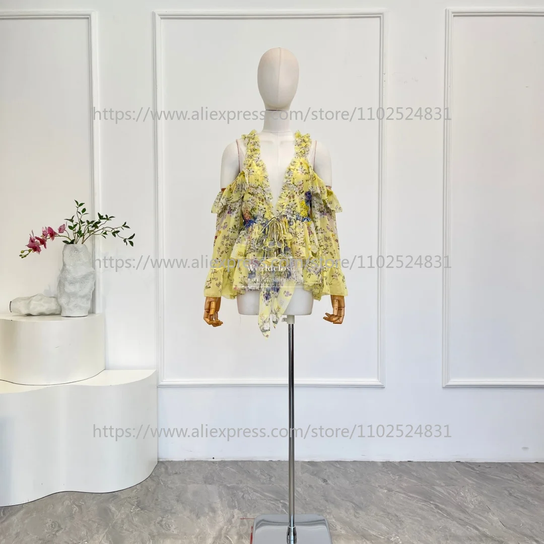 

Yellow Floral Print Sleeveless Diamonds Ruffles Edge Women Blouse Tops and Mini Shorts Set