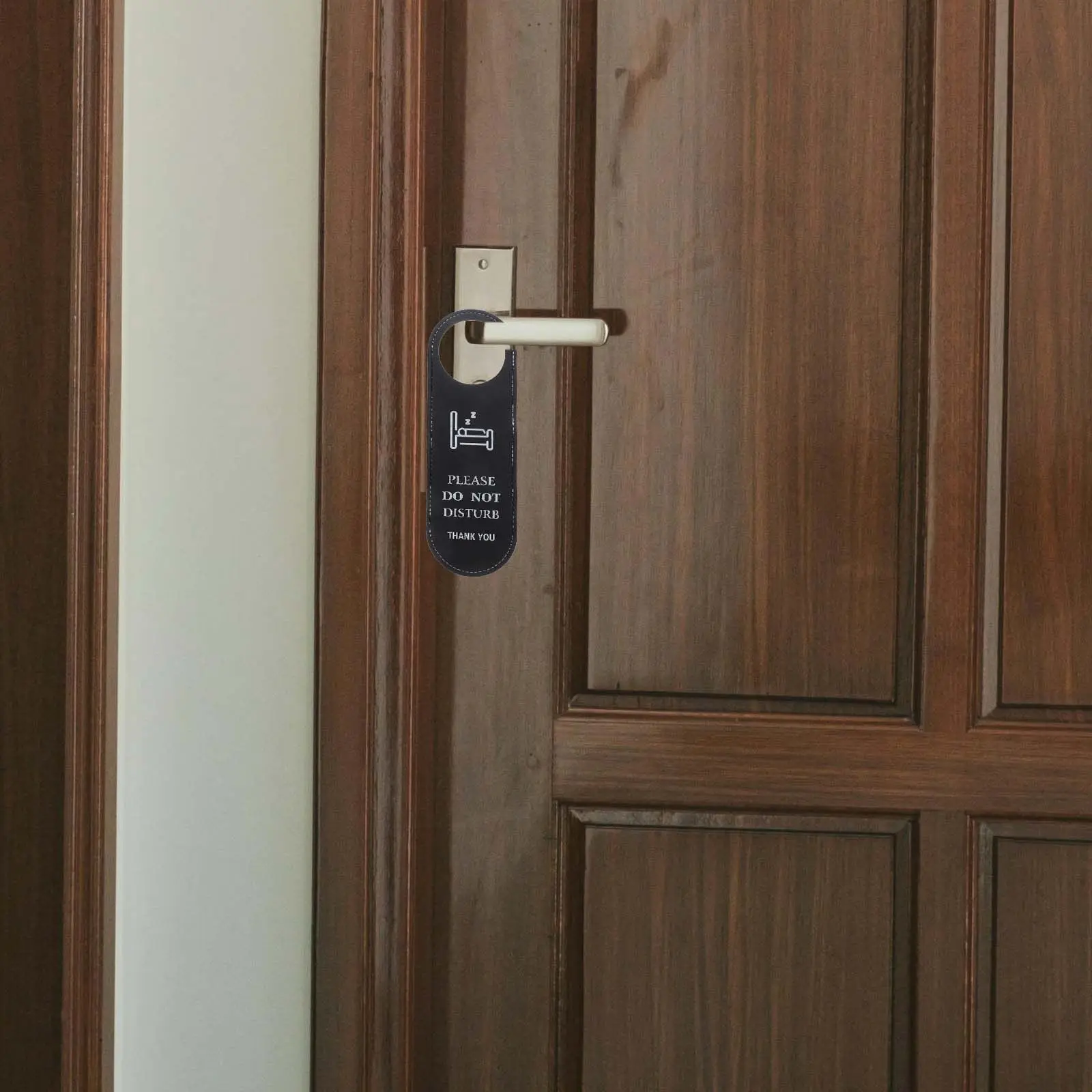 Do Not Disturb Door Hanger Double Sided English Text PU Hotel Room Door Sign Privacy Indicator Housekeeping Service Cleaning