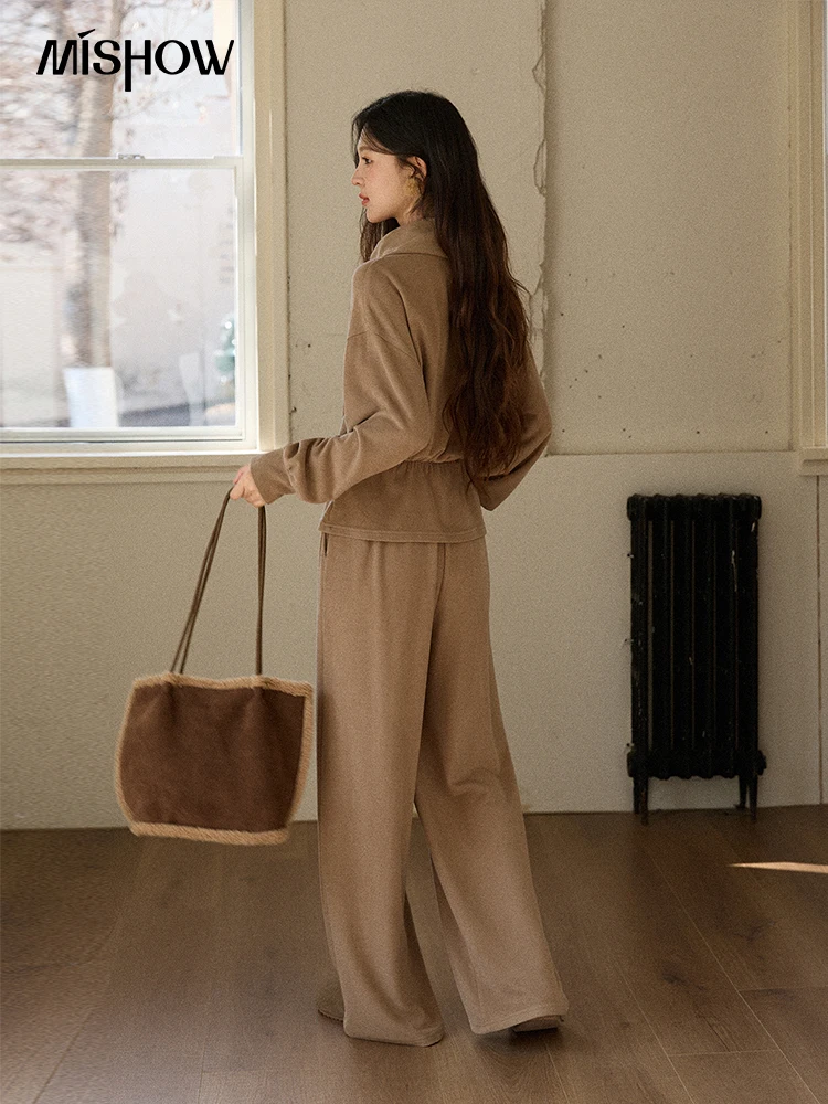 MISHOW Two-piece Women's Tracksuits 2025 Winter Brown Retro Suit Brushed Fleece Reversible Neck Top Wide-leg Pants MXE90T1434