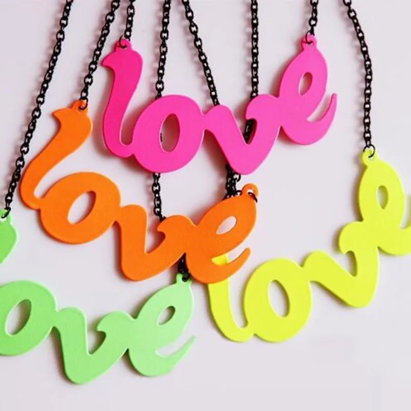 Letter Chain Love Tag Necklace Accessories Jewelry Necklace First Love Round Tag Pendant Necklace For Girlfriend 2026 HOT